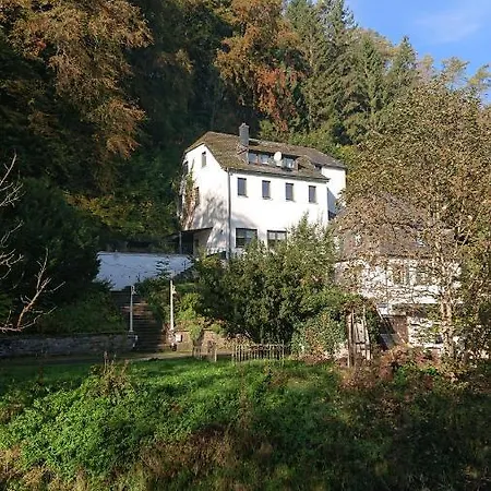 Haus Schoeneck Apartment Schonecken